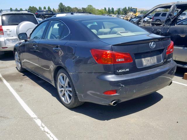 JTHBK262X62014703 - 2006 LEXUS IS GRAY photo 3