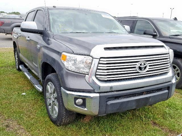 5TFHW5F12HX657593 - 2017 TOYOTA TUNDRA CRE SILVER photo 1