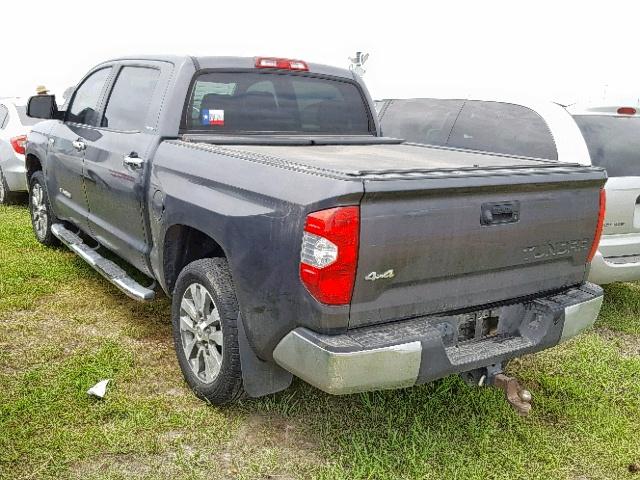 5TFHW5F12HX657593 - 2017 TOYOTA TUNDRA CRE SILVER photo 3