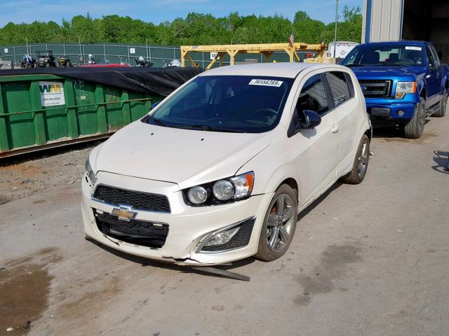 1G1JG6SB1E4143274 - 2014 CHEVROLET SONIC RS WHITE photo 2