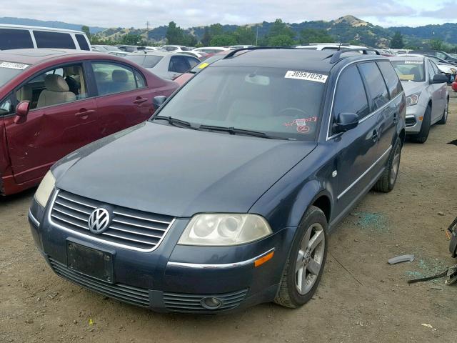 WVWYH63B94E002849 - 2004 VOLKSWAGEN PASSAT GLX GRAY photo 2