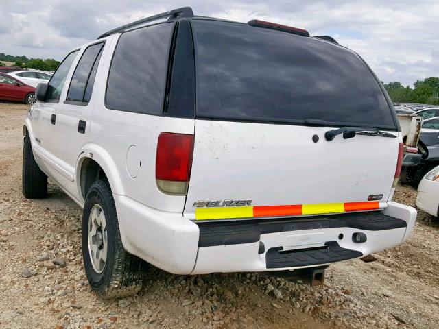 1GNDT13X65K113204 - 2005 CHEVROLET BLAZER WHITE photo 3