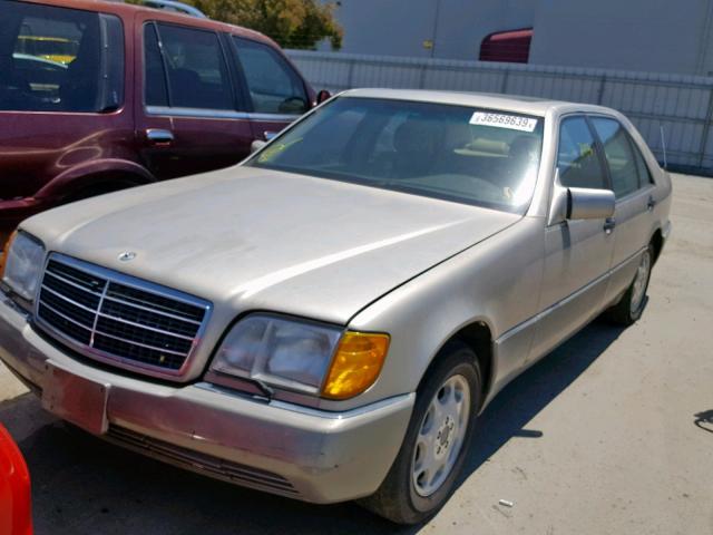 WDBGA43E5PA098276 - 1993 MERCEDES-BENZ 400 SEL BROWN photo 2