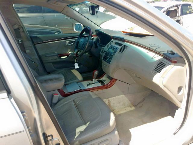 KMHFC46F17A223779 - 2007 HYUNDAI AZERA SE SILVER photo 5