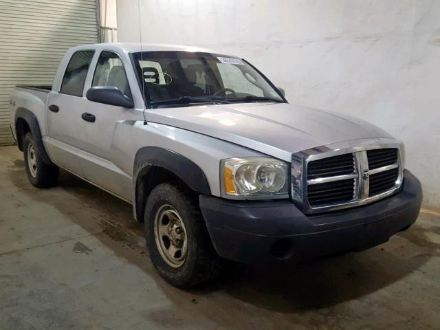 1D7HW28K57S147633 - 2007 DODGE DAKOTA QUA SILVER photo 1