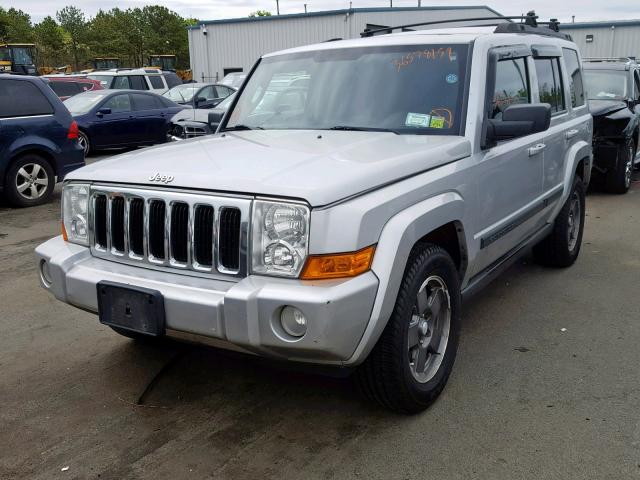 1J8HG48K88C101091 - 2008 JEEP COMMANDER 银色 照片 2