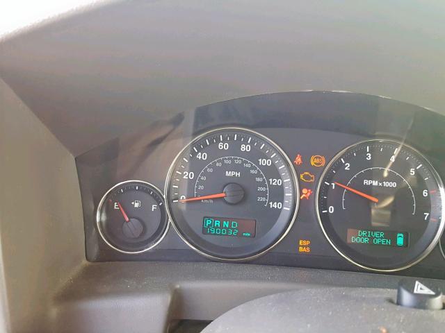 1J8HG48N96C228794 - 2006 JEEP COMMANDER WHITE photo 8