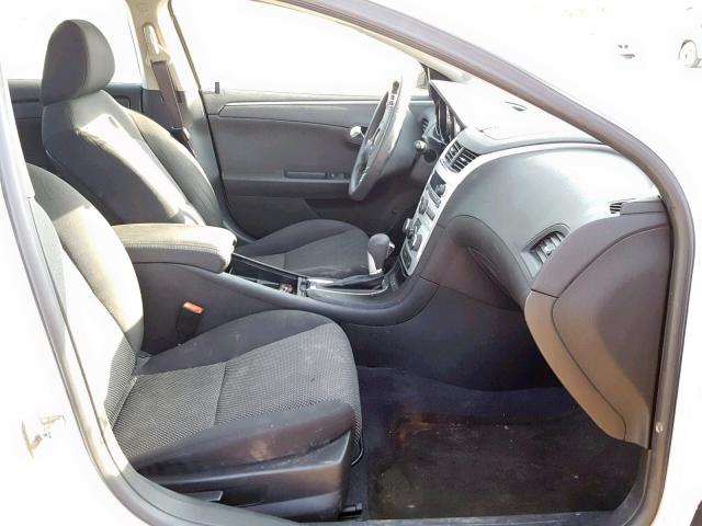 1G1ZC5E01CF187182 - 2012 CHEVROLET MALIBU 1LT WHITE photo 5