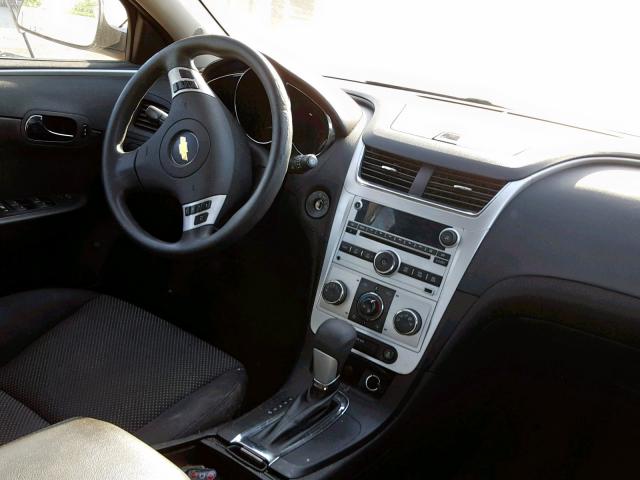 1G1ZC5E01CF187182 - 2012 CHEVROLET MALIBU 1LT WHITE photo 9