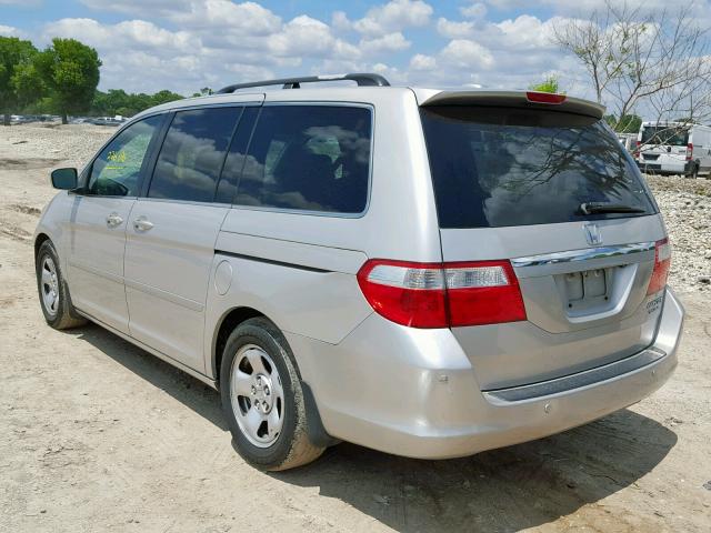 5FNRL38865B082819 - 2005 HONDA ODYSSEY TO SILVER photo 3