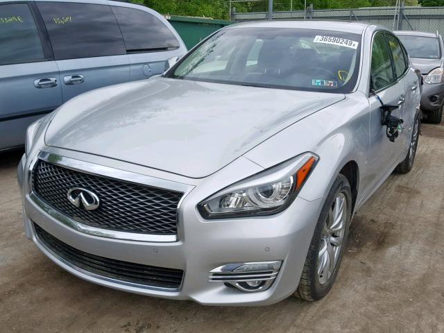 JN1BY1AR5FM561321 - 2015 INFINITI Q70 3.7 SILVER photo 2