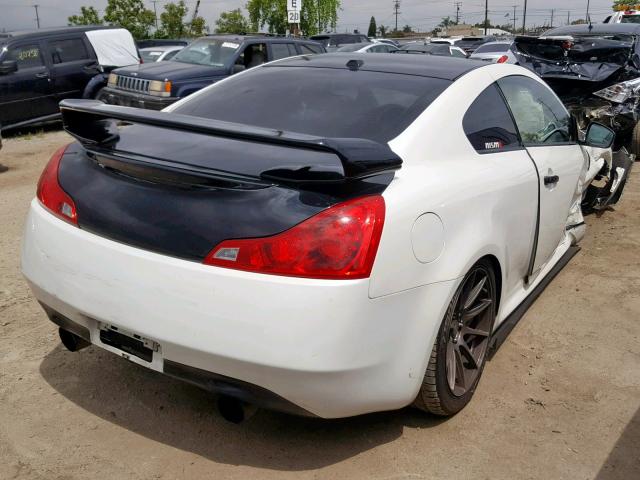 JNKCV64E88M129176 - 2008 INFINITI G37 BASE WHITE photo 4