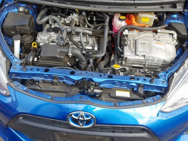 JTDKDTB36F1101276 - 2015 TOYOTA PRIUS C BLUE photo 7