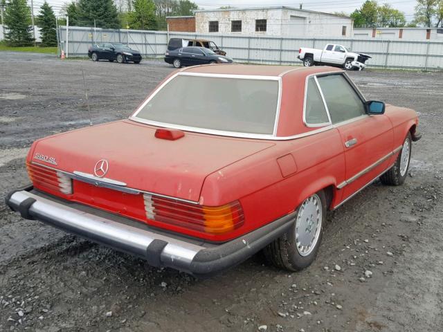 WDBBA48D6GA045628 - 1986 MERCEDES-BENZ 560 SL RED photo 4