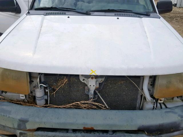 5N1ED28T31C586581 - 2001 NISSAN XTERRA XE WHITE photo 7