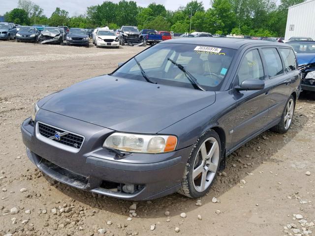 YV1SJ52Y942398982 - 2004 VOLVO V70 R GRAY photo 2