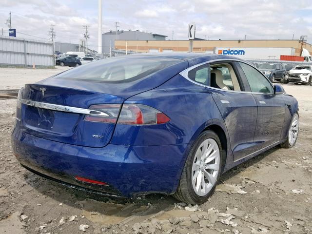 5YJSA1E25HF232192 - 2017 TESLA MODEL S أزرق صورة 4