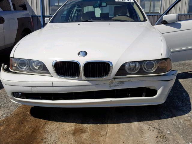 WBADT43462GZ97253 - 2002 BMW 525 I AUTO WHITE photo 7