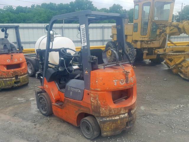 89098 - 2005 TOYOTA FORKLIFT ORANGE photo 3