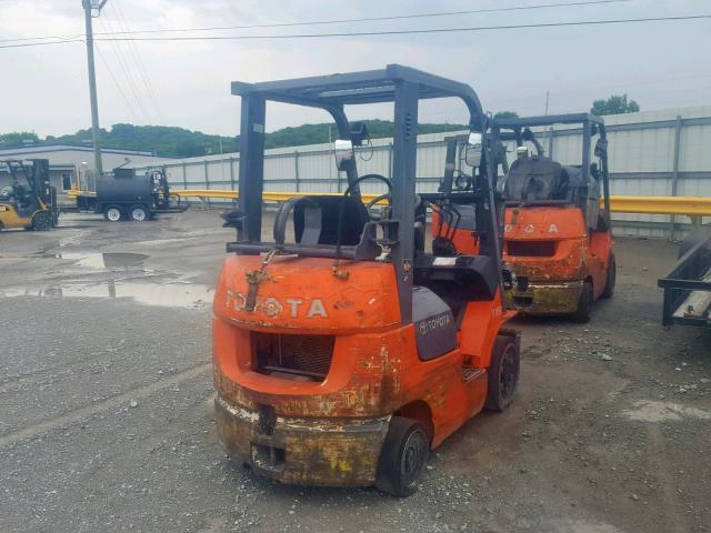 89098 - 2005 TOYOTA FORKLIFT ORANGE photo 4