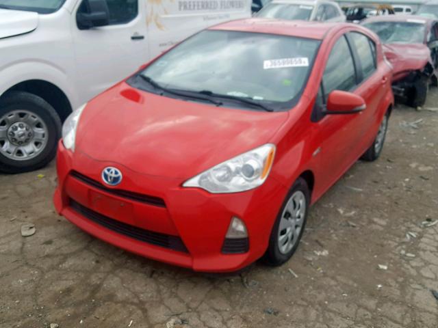 JTDKDTB35E1061948 - 2014 TOYOTA PRIUS C RED photo 2