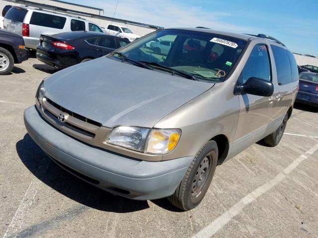 4T3ZF13C63U556363 - 2003 TOYOTA SIENNA LE  photo 2