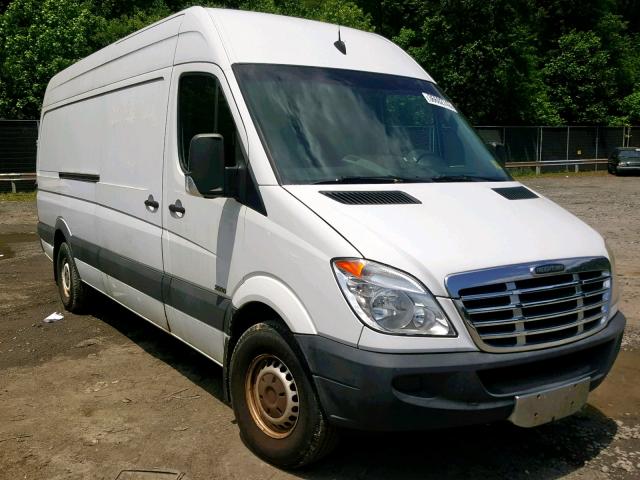 WDYPE8CC6A5474354 - 2010 FREIGHTLINER SPRINTER 2 WHITE photo 1