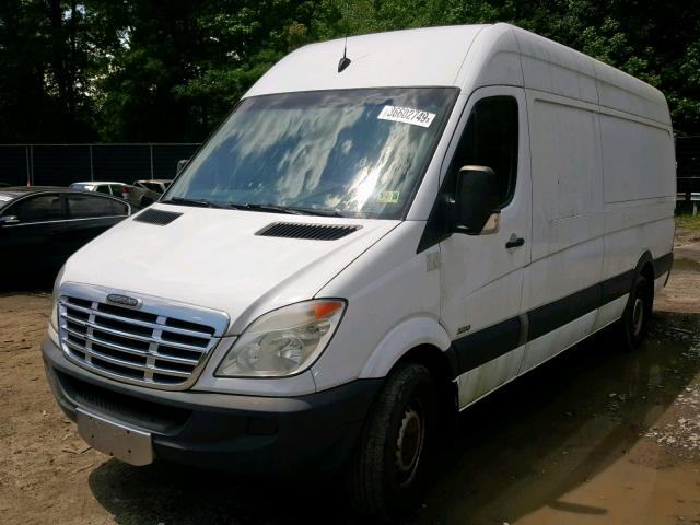 WDYPE8CC6A5474354 - 2010 FREIGHTLINER SPRINTER 2 WHITE photo 2