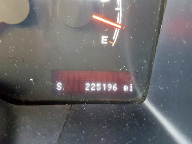 5LMFU28546LJ27974 - 2006 LINCOLN NAVIGATOR Blanc photo 8