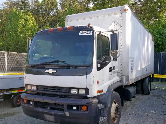 1GBJ7C1C42J504014 - 2002 CHEVROLET T-SERIES F WHITE photo 2