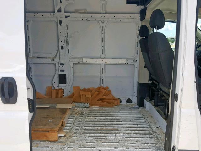 3C6URVJG9GE137639 - 2016 RAM PROMASTER 白色 照片 6