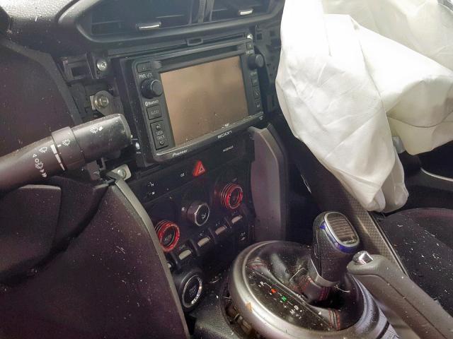 JF1ZNAA13D2730815 - 2013 TOYOTA SCION FR-S SILVER photo 9