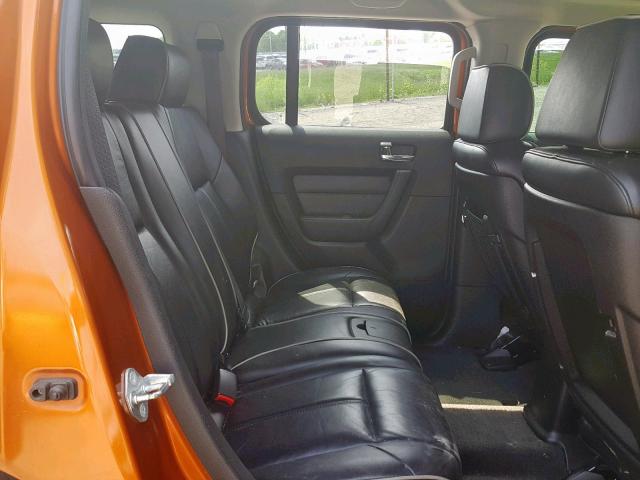 5GTDN13E178221997 - 2007 HUMMER H3 ORANGE photo 6