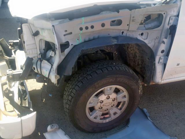 1GCDT299288189026 - 2008 CHEVROLET COLORADO L WHITE photo 9