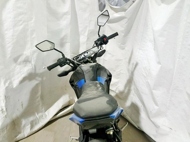 JKABRRJ14JDA10256 - 2018 KAWASAKI BR125 J BLUE photo 6