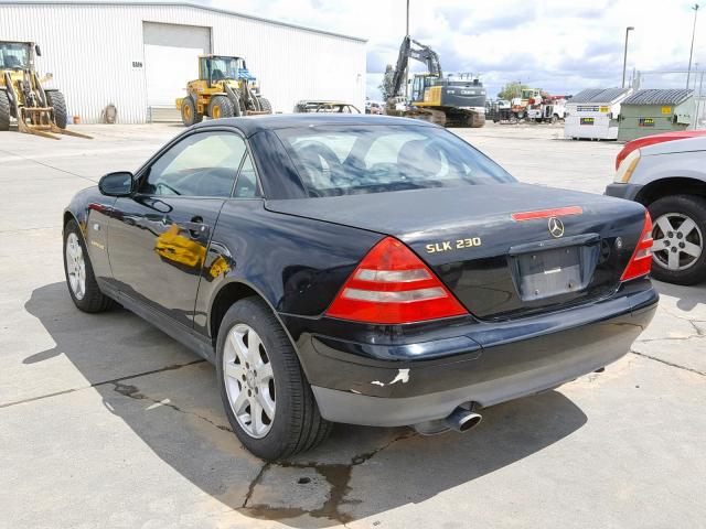 WDBKK47F9WF007666 - 1998 MERCEDES-BENZ SLK 230 KO BLACK photo 3