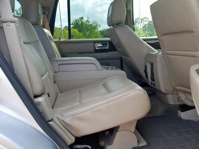 5LMJJ2H5XBEJ07407 - 2011 LINCOLN NAVIGATOR SILVER photo 6