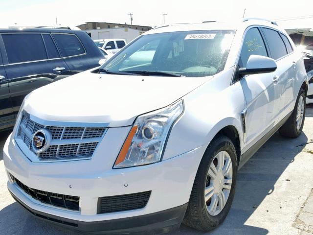 3GYFNBE30GS543016 - 2016 CADILLAC SRX LUXURY WHITE photo 2