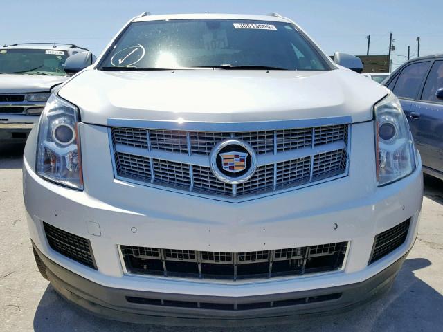 3GYFNBE30GS543016 - 2016 CADILLAC SRX LUXURY WHITE photo 9