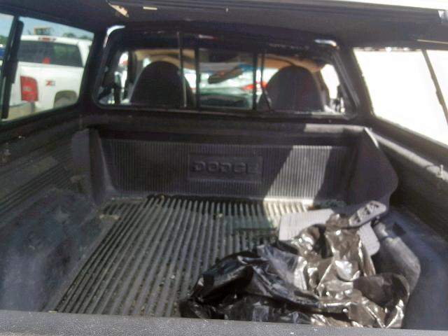 1B7GG26Y4XS216516 - 1999 DODGE DAKOTA GREEN photo 6