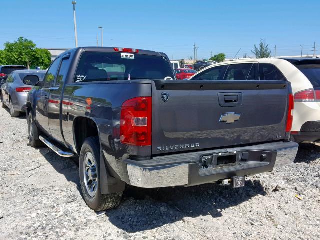 1GCRCPEX1BZ123592 - 2011 CHEVROLET SILVERADO SILVER photo 3