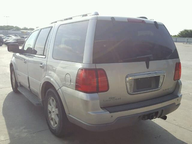 5LMFU28RX3LJ38783 - 2003 LINCOLN NAVIGATOR ვერცხლისფერი ფოტო 3