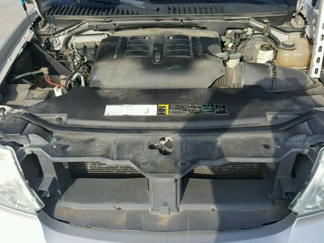 5LMFU28RX3LJ38783 - 2003 LINCOLN NAVIGATOR ვერცხლისფერი ფოტო 7