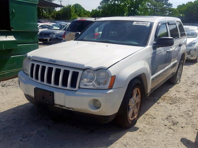 1J4GR48K55C502715 - 2005 JEEP GRAND CHER WHITE photo 2