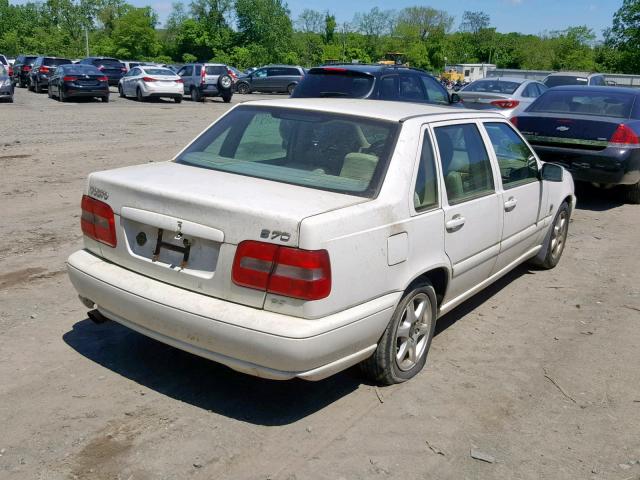 YV1LS56D3X1600735 - 1999 VOLVO S70 GLT WHITE photo 4