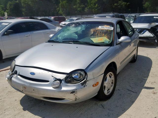 1FALP52U2VA212217 - 1997 FORD TAURUS GL SILVER photo 2