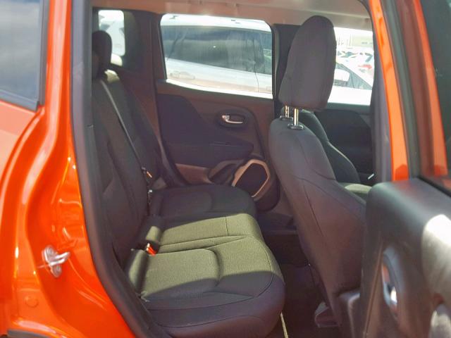 ZACCJAAB7HPE69981 - 2017 JEEP RENEGADE S ნარინჯისფერი ფოტო 6