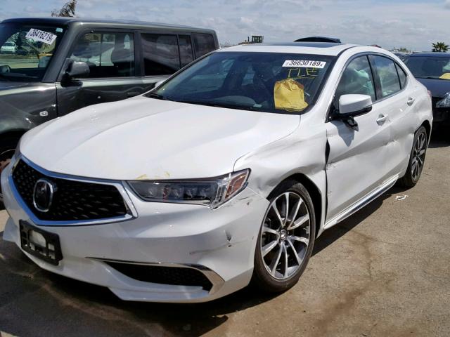 19UUB2F57JA012928 - 2018 ACURA TLX TECH WHITE photo 2