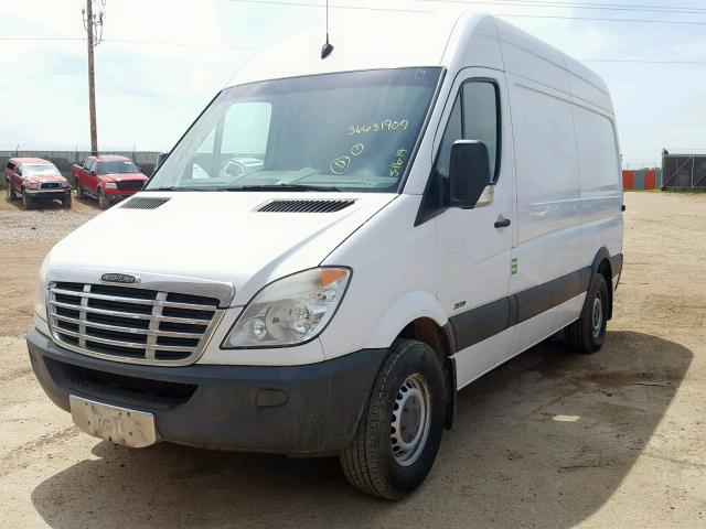 WDYPE7CC9B5524336 - 2011 FREIGHTLINER SPRINTER 2 WHITE photo 2