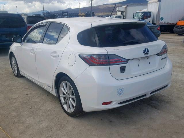 JTHKD5BH9B2037843 - 2011 LEXUS CT 200 WHITE photo 3